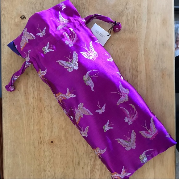 Womenswear Satin Slippers - Picture 7 of 7